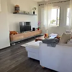 Daire Grand Renove Au Coeur De